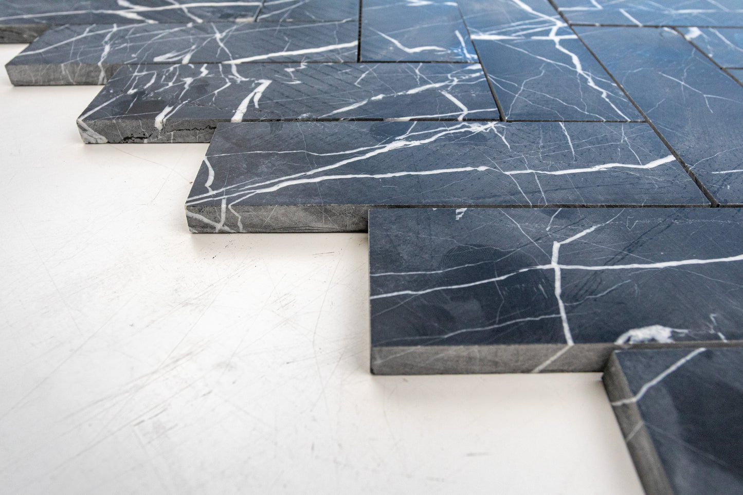 2" x 6" Herringbone - Nero Marquina