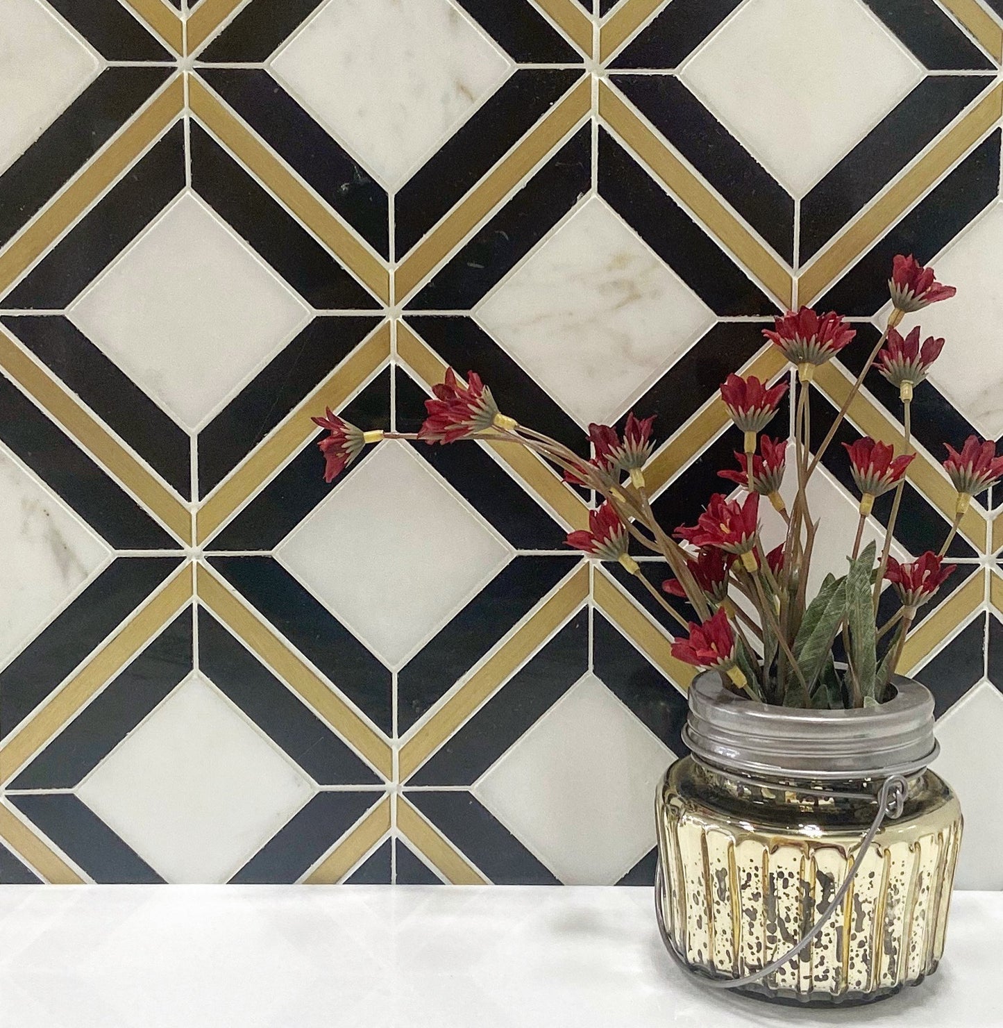 Mazuma - Calacatta, Nero Marquina, Brass