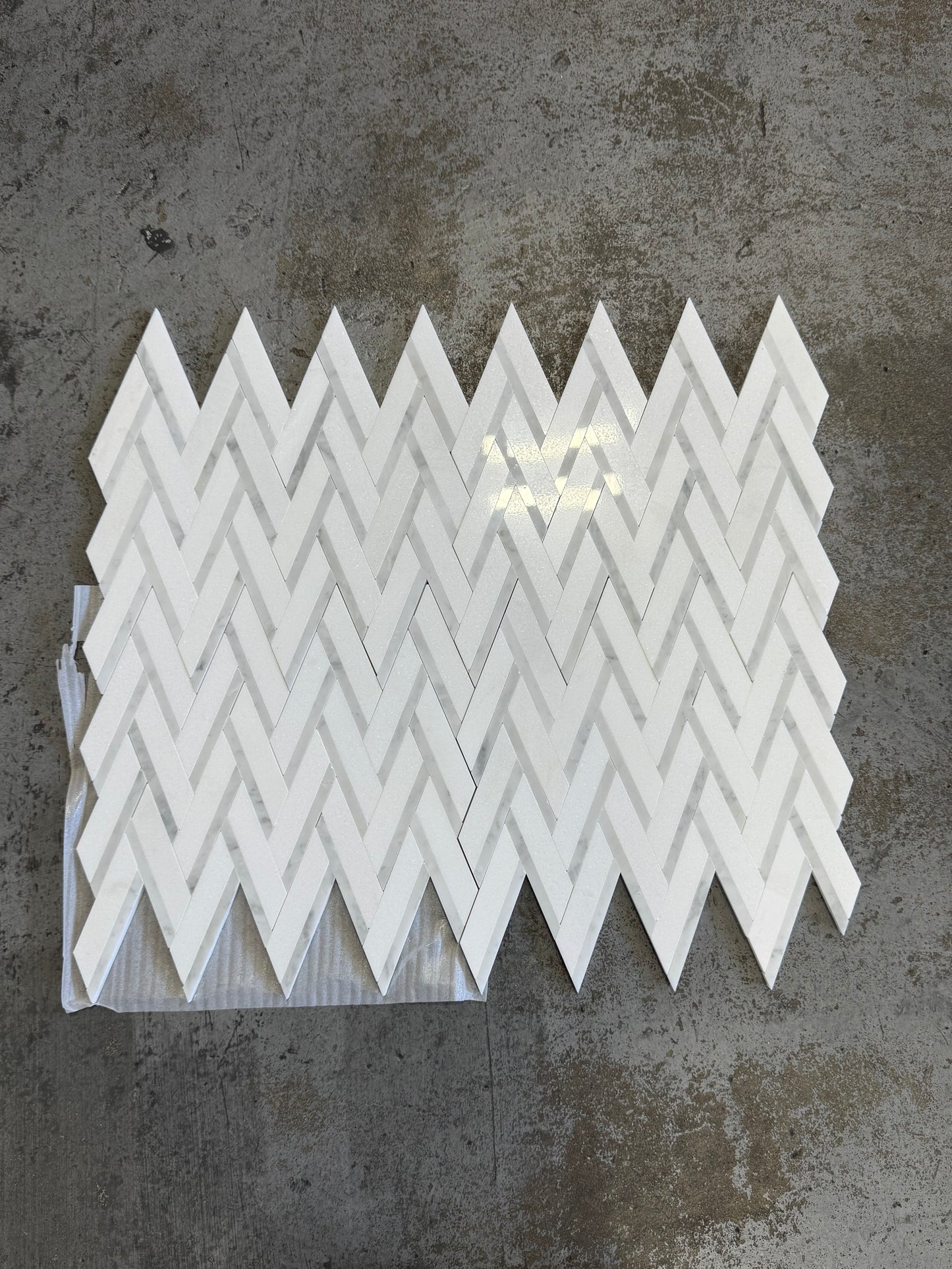 Chevron Weave - Thassos & Carrara