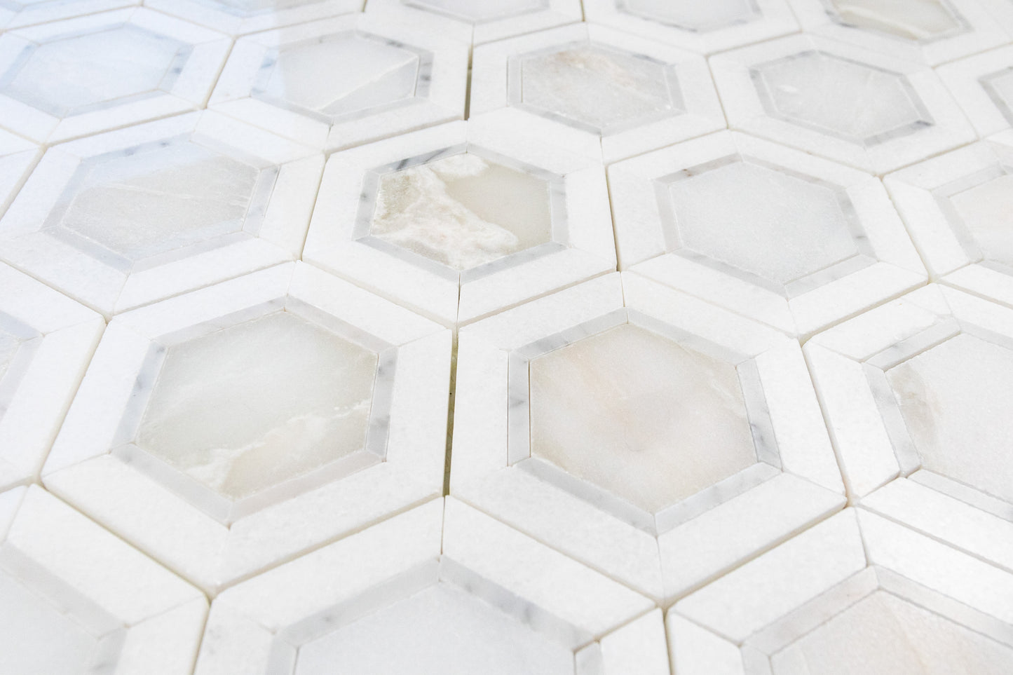 Elsa - Ice Onyx, Thassos, Carrara