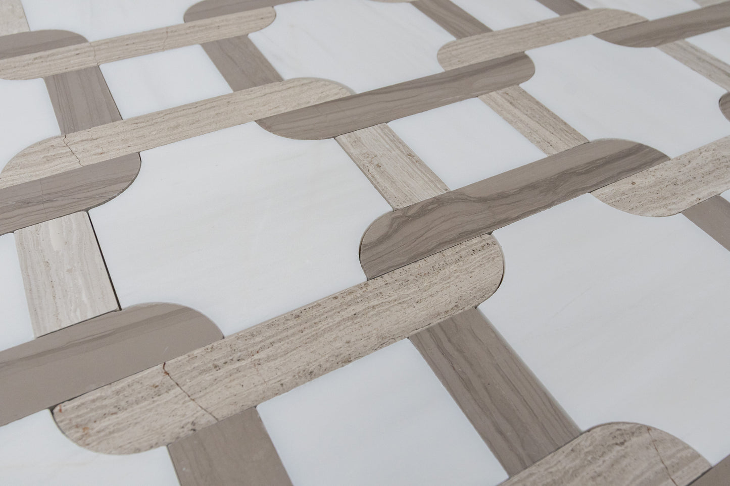 Lucas - Dolomite, White Creek, English Oak