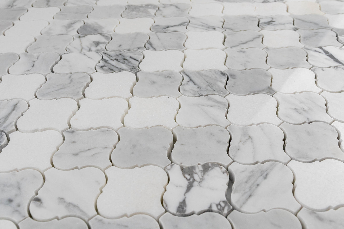 Mini Arabesque - Thassos, Carrara, Statuario