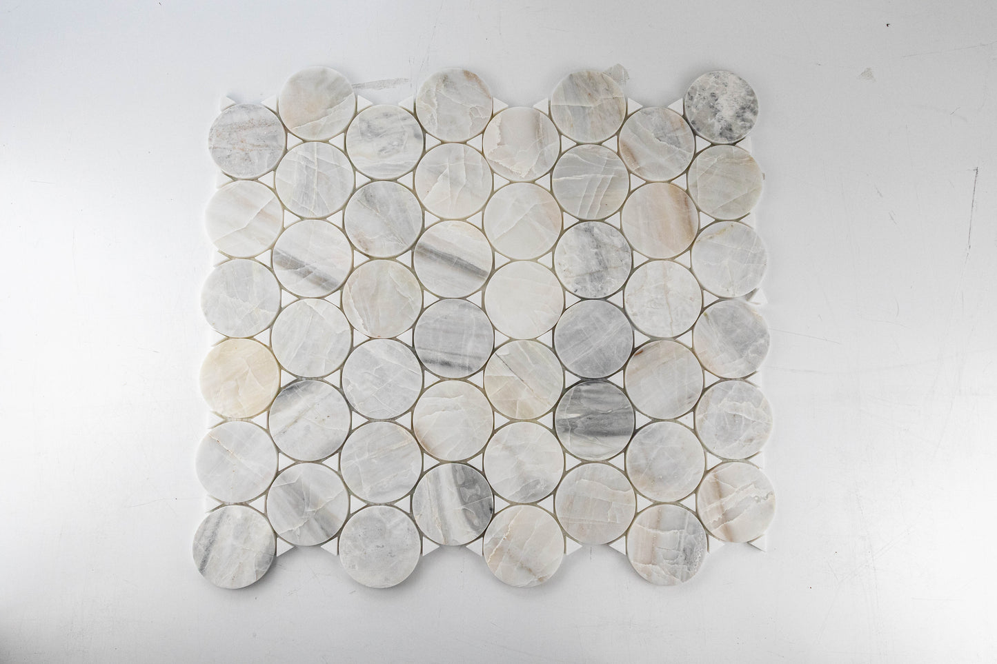 3" Penny Round Aspen Grey Honed with Thassos Polished Triangles