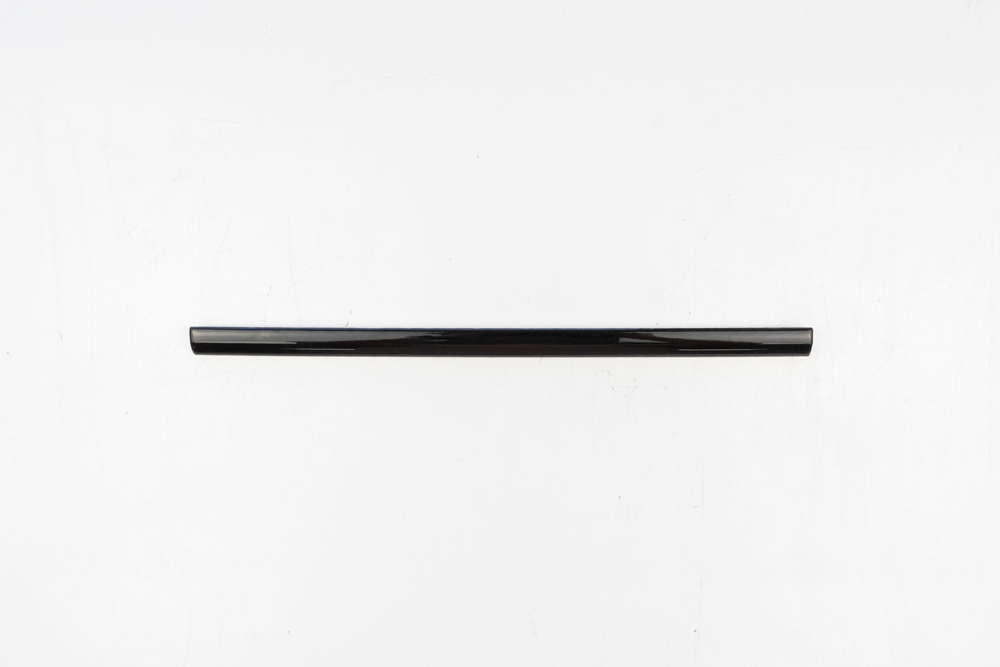 Berkshire Dove Black Liner Glossy 0.5" x 12"