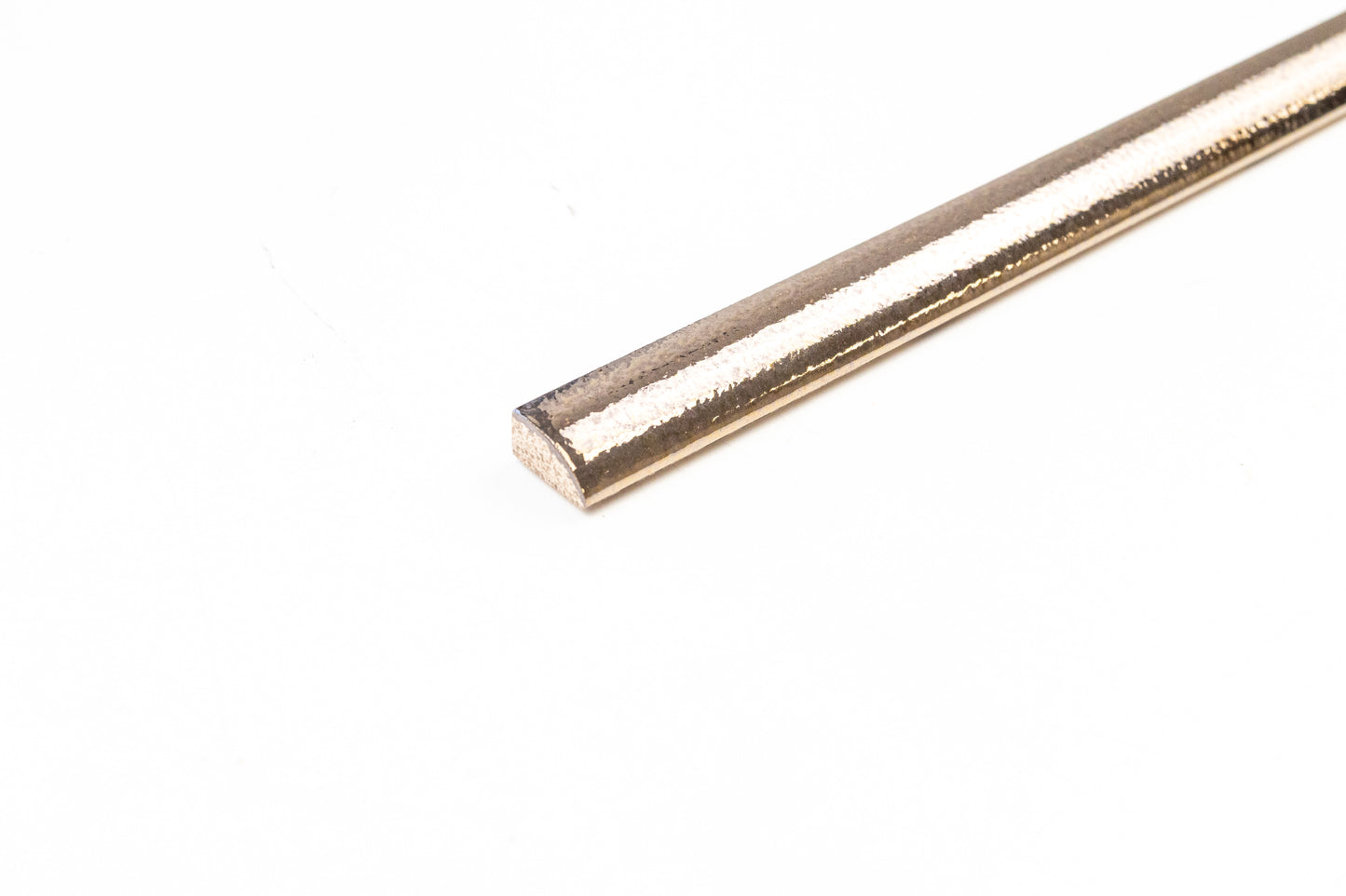 Berkshire Dove Gold Liner Glossy 0.5" x 12"