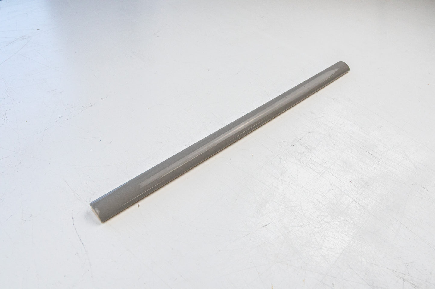 Berkshire Dove Smoke Liner Glossy 0.5" x 12"