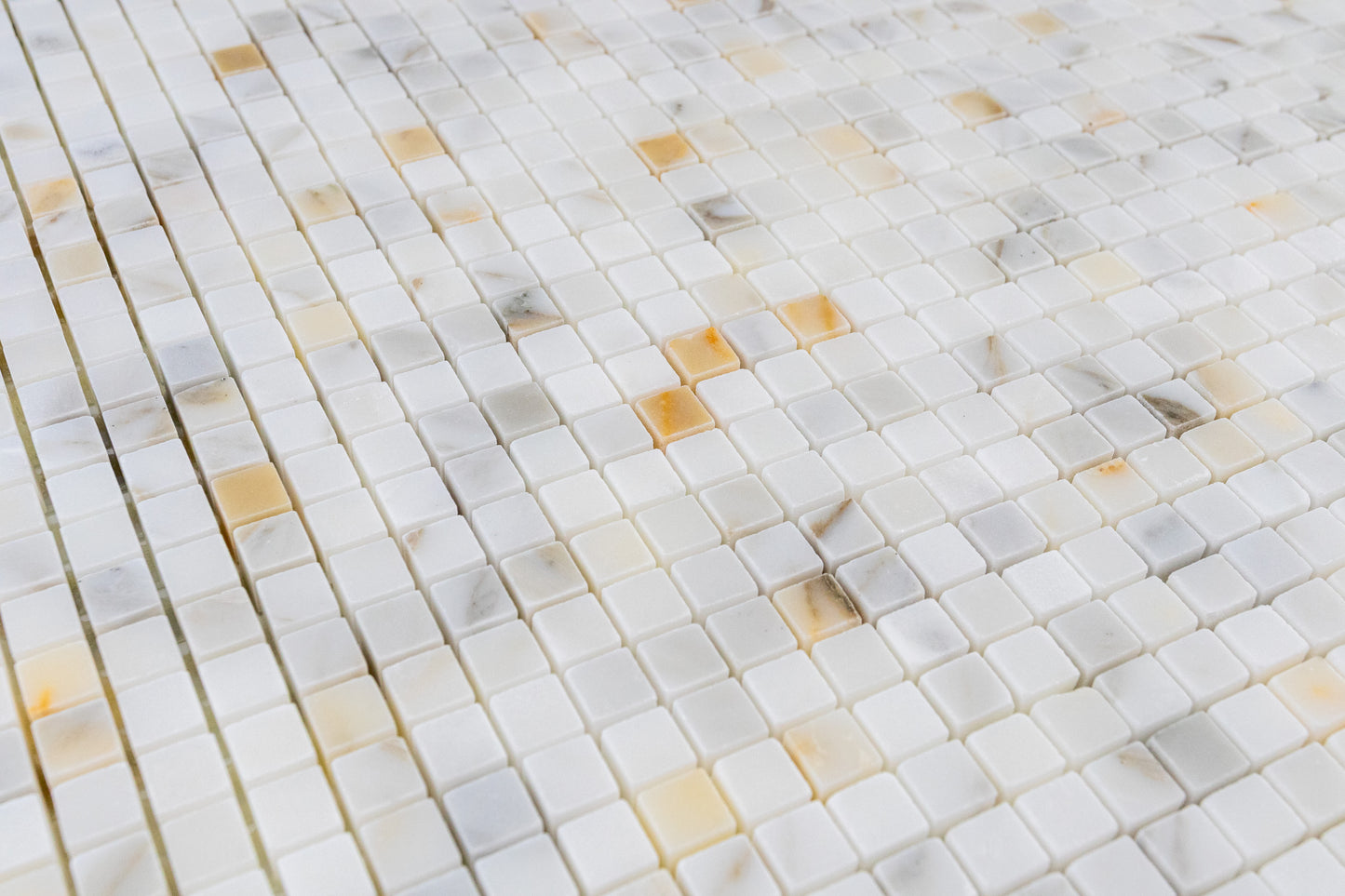 3/8" x 3/8" with Joint - Calacatta