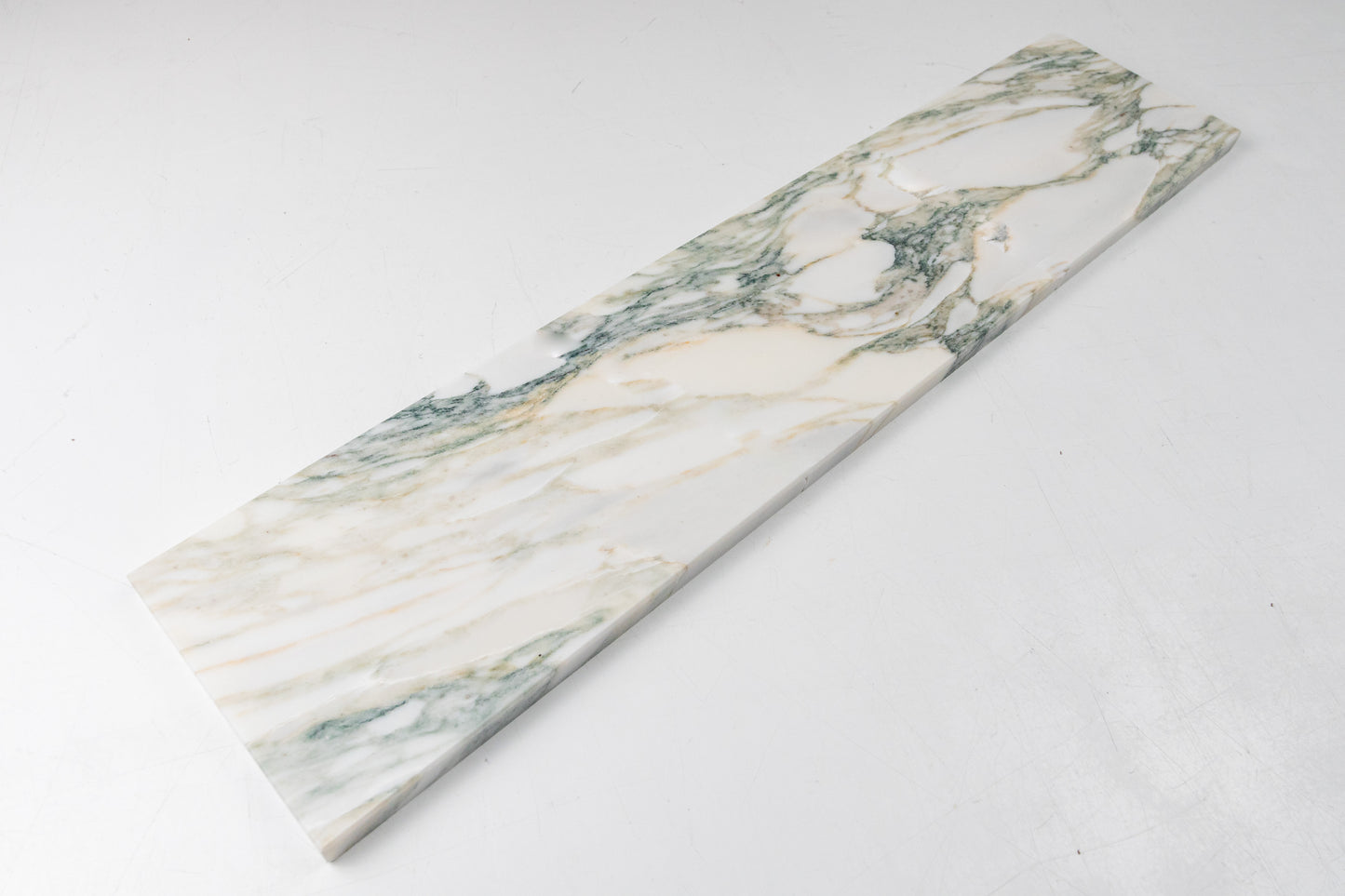 4" x 18" Calacatta Monet