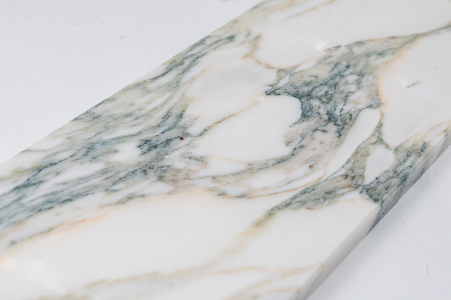 4" x 18" Calacatta Monet