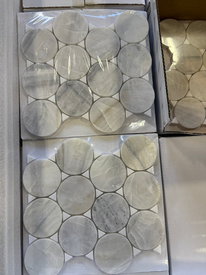 3" Penny Round Aspen Grey Honed with Thassos Polished Triangles