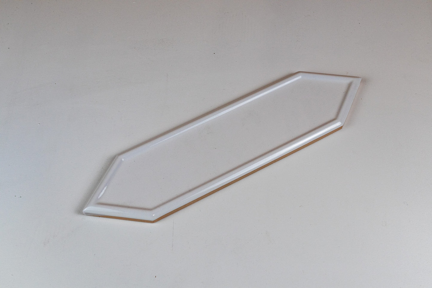 Berkshire Dove Snow Frame Picket Glossy