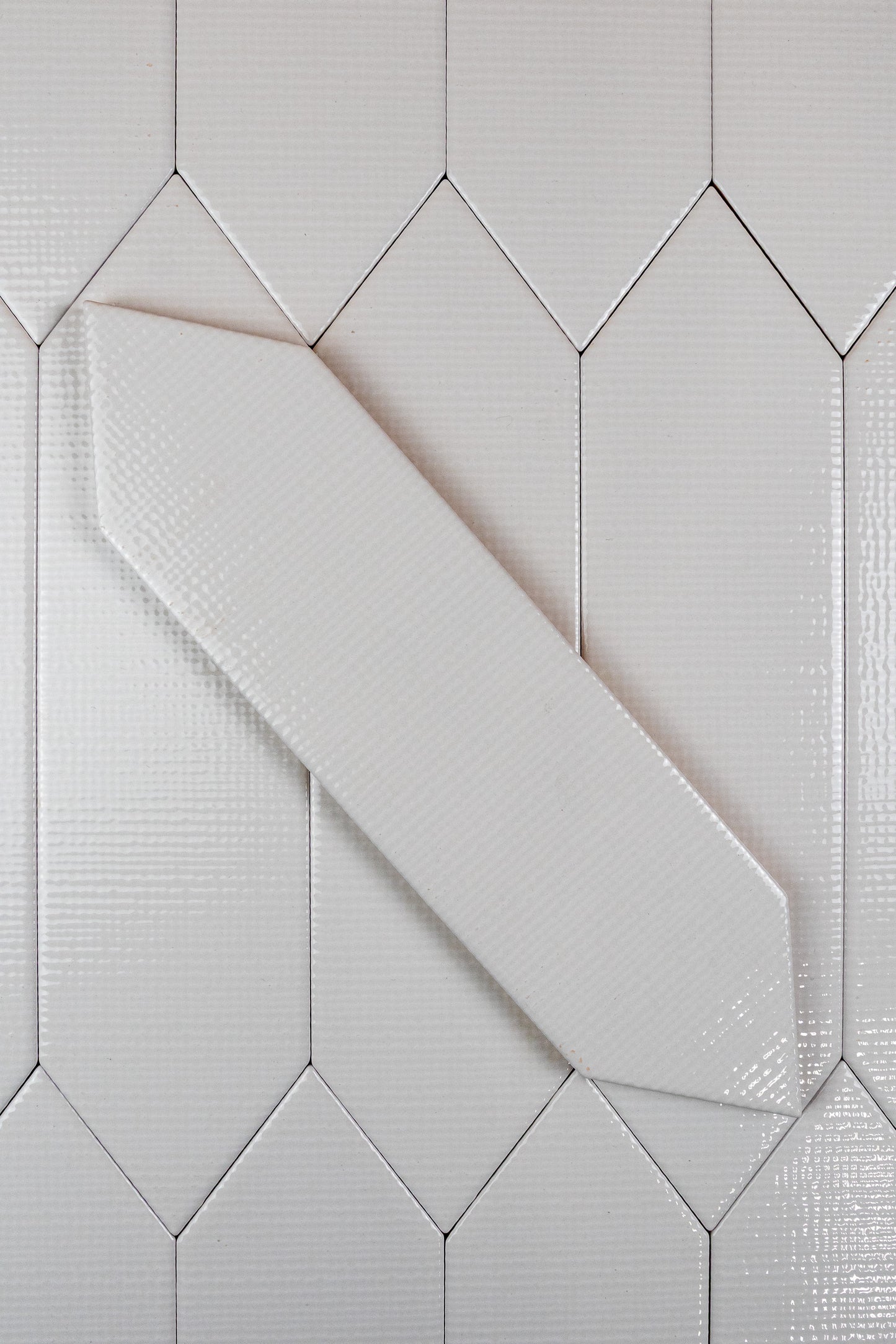 Berkshire Dove Snow Picket Texture Glossy