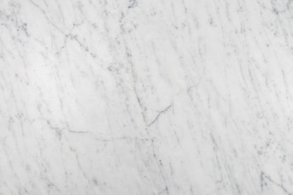 Carrara Field 18" x 18"