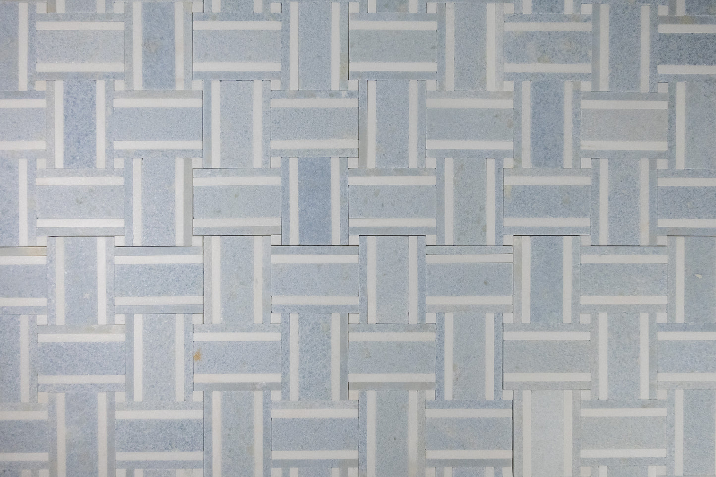 Grand Bacon - Blue Celeste with Thassos Strip
