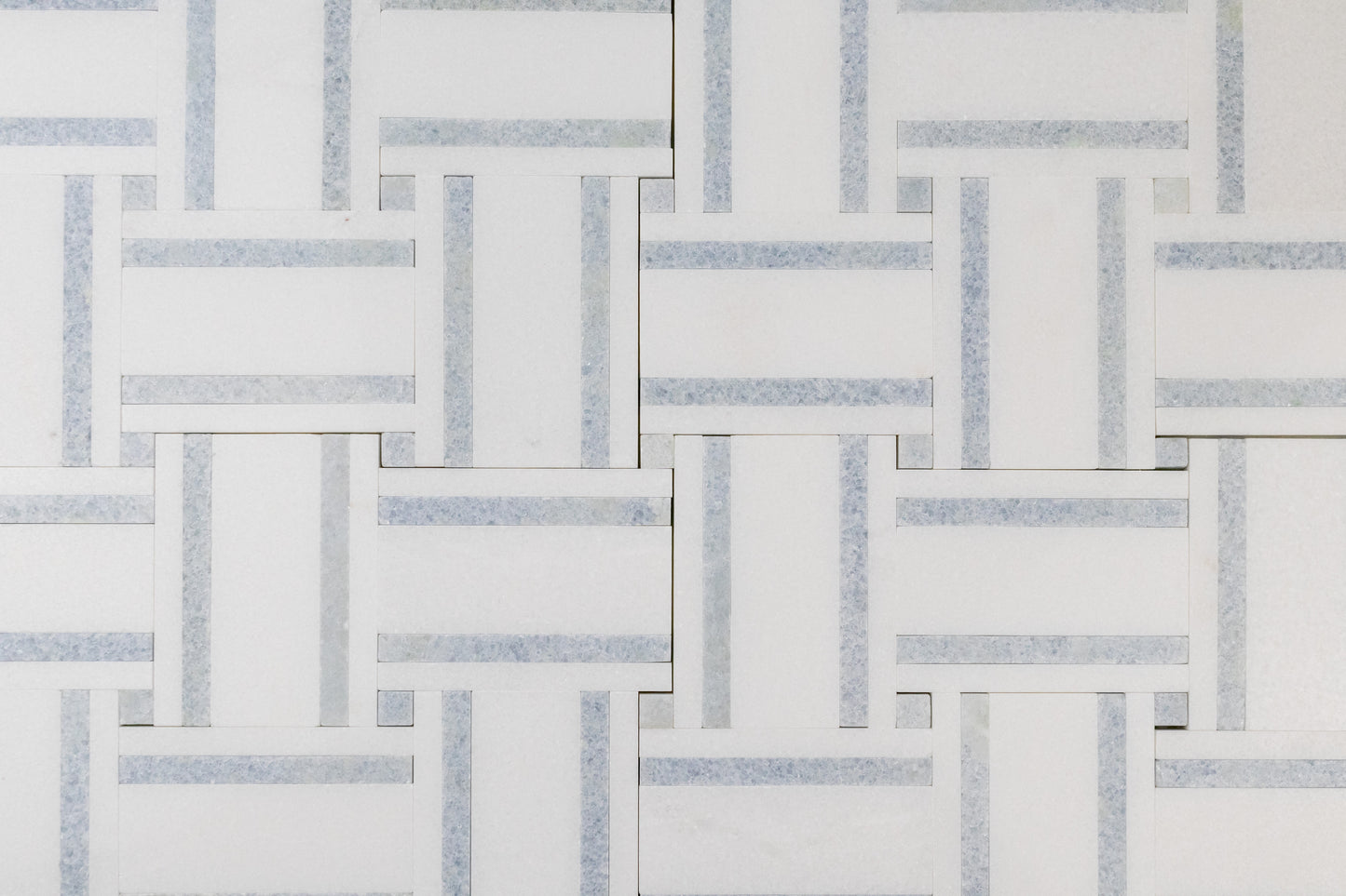 Grand Bacon - Thassos with Blue Celeste Strip