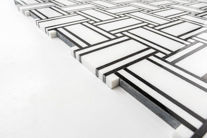 Grand Bacon - Thassos with Black Strip