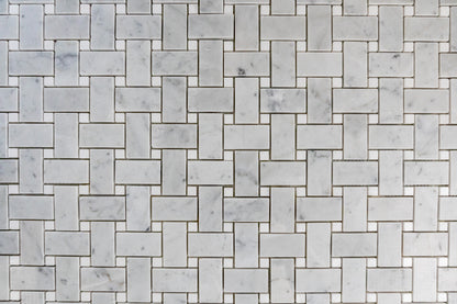 Medium Basketweave - Carrara with Thassos Dot