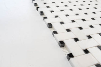 Medium Basketweave - Thassos with Jet Black Dot