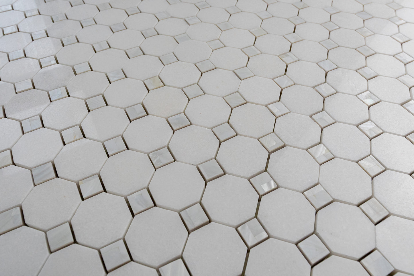Thassos & Mother of Pearl Octagon